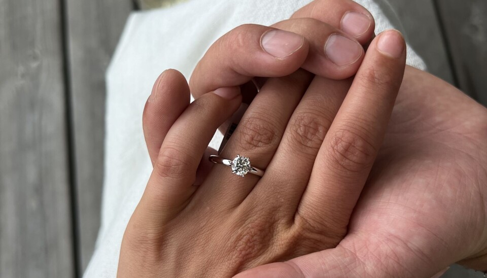 ”Copenhagen Star” solitairering i hvidguld