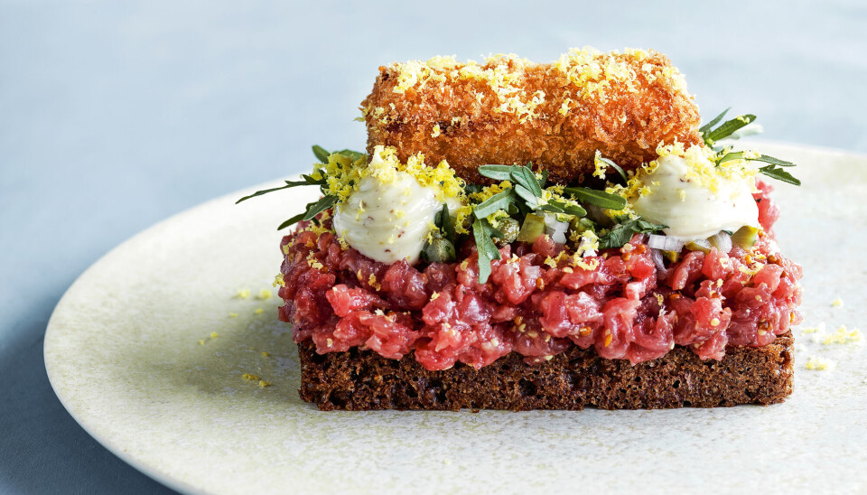 Skal du stå for påskefrokosten? Imponér dine gæster med Adam Aamanns opskrifter