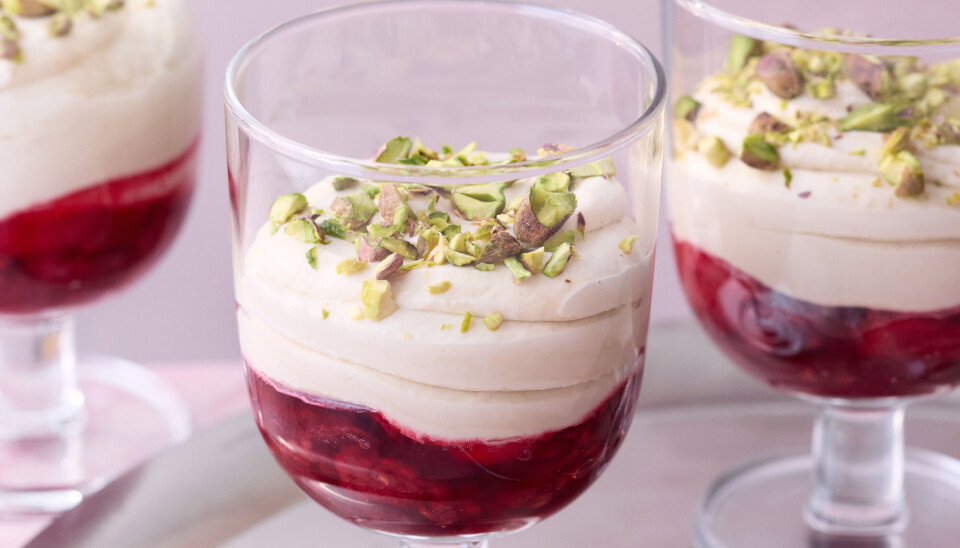 Tiden er perfekt til at lave denne cremede og smukke dessert