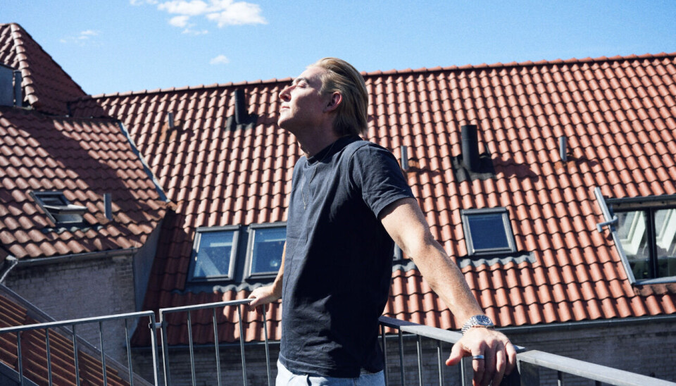 Hvordan holder Emil Thorup sig skarp?