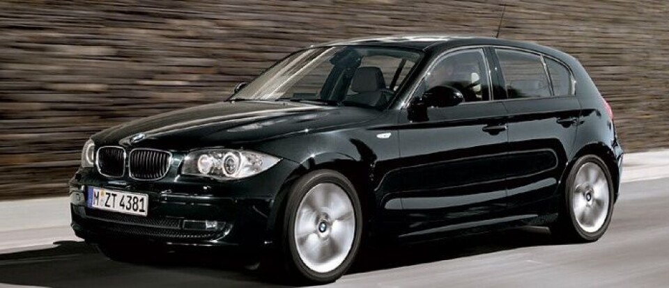 Stemmen, der luller dig i Tour-lur, sværger til Mercedes