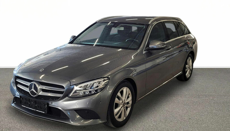 Stemmen, der luller dig i Tour-lur, sværger til Mercedes