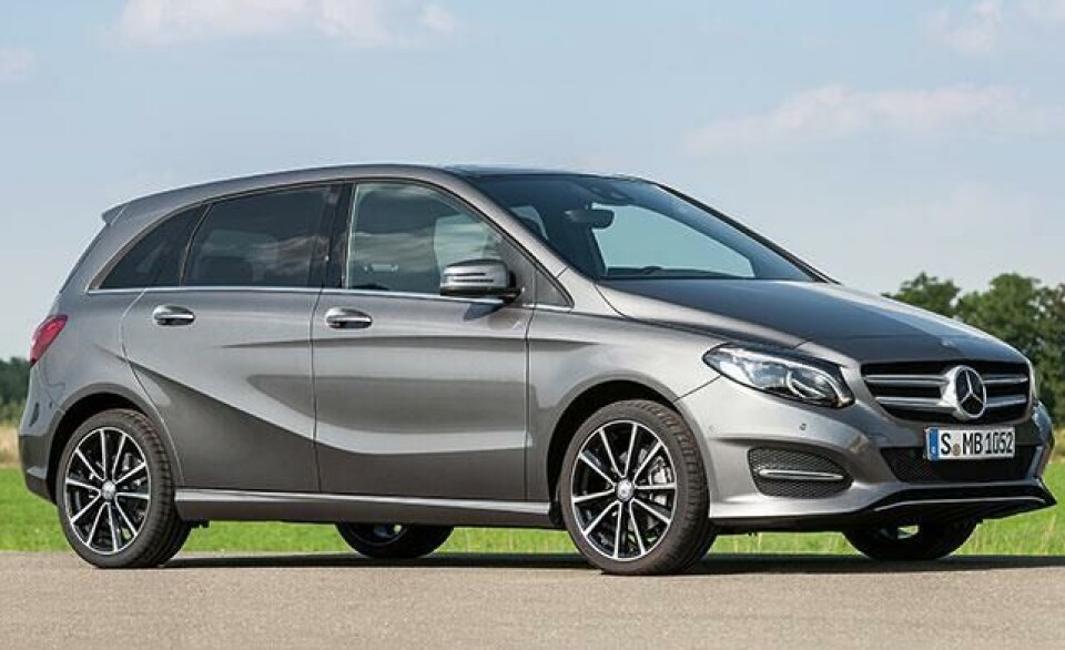 Stemmen, der luller dig i Tour-lur, sværger til Mercedes