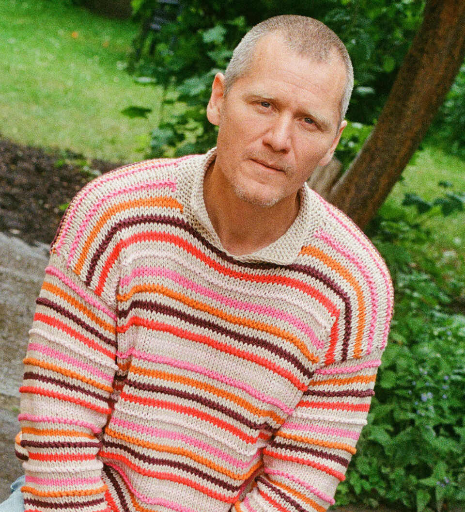 Simon Lennet tager ikke tøj for seriøst, og netop derfor er han en af dem, man virkelig kigger efter