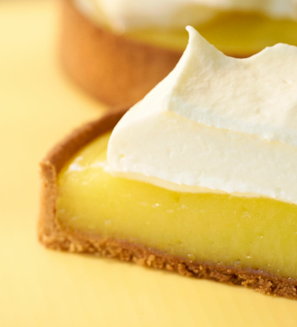 Et stensikkert hit: Sådan laver du en sød og syrlig tarte au citron