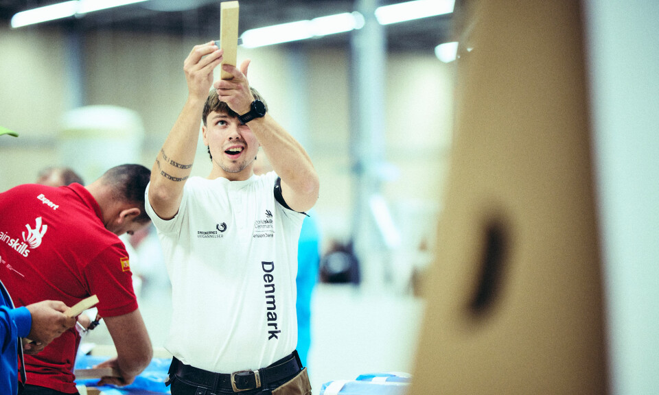Niels har brugt fem år på drømmen om at blive Europas bedste møbelsnedker