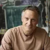 For Claus Meyer har mad altid handlet om meget mere end blot måltidet. Det handler også om at tage ansvar i en bredere forstand. Derfor modtager han Årets ærespris ved Gastro Awards 2026